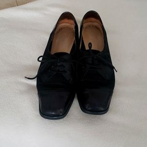 Black Ferragamo Leather Oxford, 7 5